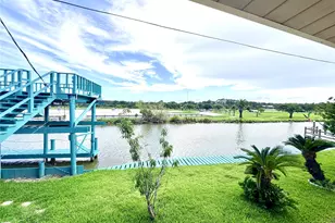 27 Marlin Ln, Baytown, TX 77520 - Photo 7