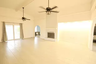 27 Marlin Ln, Baytown, TX 77520 - Photo 19