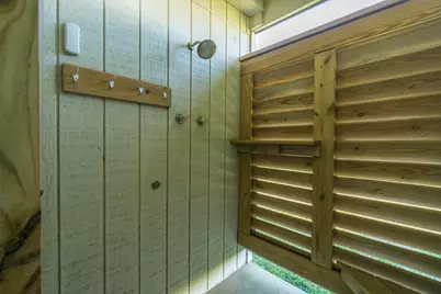 908 West Lane, Crystal Beach, TX 77650 - Photo 17