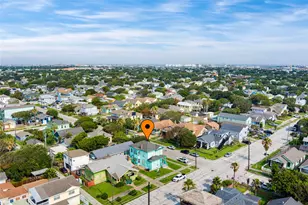 2301 31st St, Galveston, TX 77550 - Photo 27