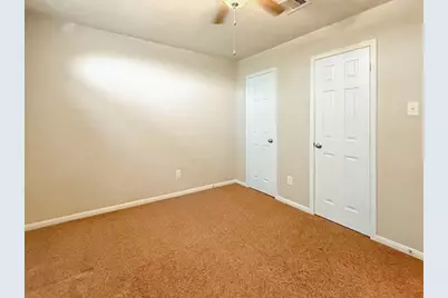 341 Lake Line Drive, Alvin, TX 77511 - Photo 3