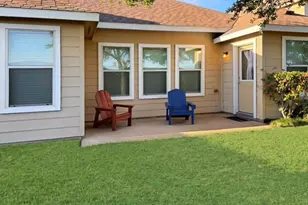 341 Lake Line Dr, Alvin, TX 77511 - Photo 23