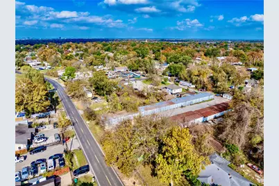 325 W Carby Road, Houston, TX 77037 - Photo 19