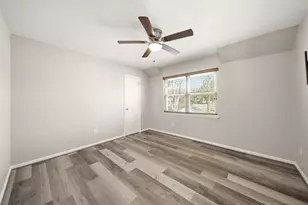 3002 Hampton Dr, Missouri City, TX 77459 - Photo 21