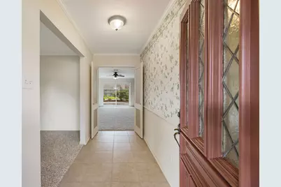 9646 Fairdale Lane, Houston, TX 77063 - Photo 3