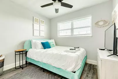 13108 John Reynolds Road, Galveston, TX 77554 - Photo 19