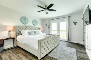 13108 John Reynolds Rd, Galveston, TX 77554 - Photo 27