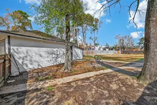 1814 Eagle Point Rd, Crosby, TX 77532 - Photo 43