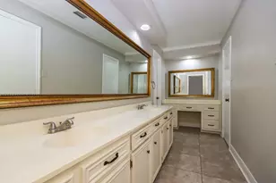 461 Stephen F Austin Dr, Conroe, TX 77302 - Photo 13