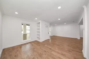 10322 Sagerock Dr, Houston, TX 77089 - Photo 19