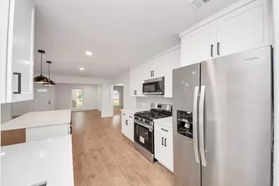 10322 Sagerock Drive, Houston, TX 77089 - Photo 7