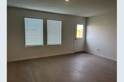 607 Amberwood Creek Drive, Crosby, TX 77532 - Photo 9