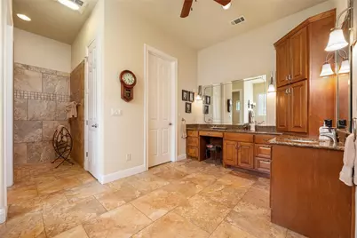 27017 Masters Parkway, Spicewood, TX 78669 - Photo 13