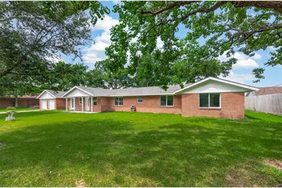 18219 Kings Lynn Street, Webster, TX 77058 - Photo 3