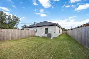 205 Boldens St, Houston, TX 77029 - Photo 19