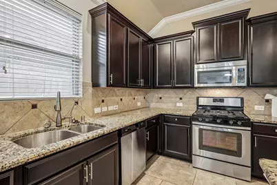 4850 Palomar Lane, League City, TX 77573 - Photo 7