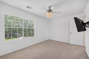 1806 Oak Ridge Dr, Kemah, TX 77565 - Photo 27