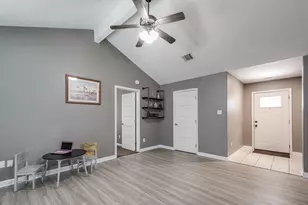 16392 Many Trees Ln, Conroe, TX 77302 - Photo 9