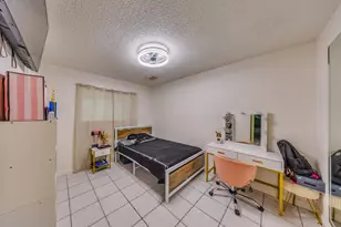 9710 Debbie Ln, Houston, TX 77038 - Photo 17