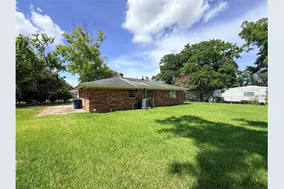 225 Burkett Street, Richwood, TX 77531 - Photo 19