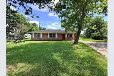 225 Burkett Street, Richwood, TX 77531 - Photo 3