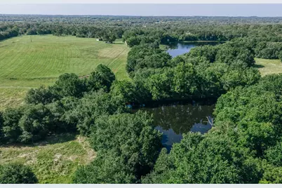 10671 Hidalgo Falls Rd, Washington, TX 77880 - Photo 11