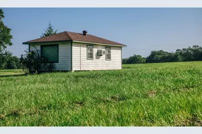 10671 Hidalgo Falls Rd, Washington, TX 77880 - Photo 9