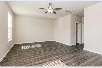 18326 W Centro Circle, Shenandoah, TX 77385 - Photo 11