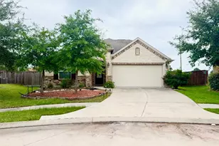 11075 Walts Run Ln, Cypress, TX 77433 - Photo 5