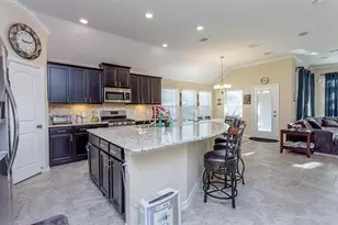 11075 Walts Run Ln, Cypress, TX 77433 - Photo 3