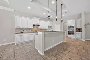 28510 Redwood Cliff Ln, Huffman, TX 77336 - Photo 17