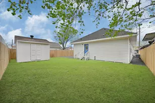 5604 Sherman St, Houston, TX 77011 - Photo 19