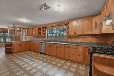 1555 Wildwood Road, Ledbetter, TX 78946 - Photo 7