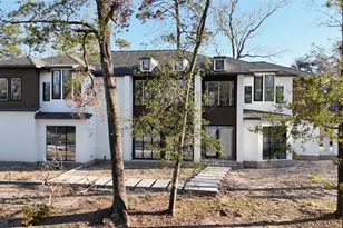 11411 Dunbeath Dr, Hedwig Village, TX 77024 - Photo 3