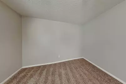 3315 Redwood Lodge Drive, Houston, TX 77339 - Photo 9