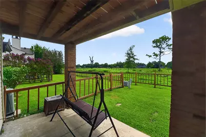 15920 Seahorse Drive, Houston, TX 77062 - Photo 5