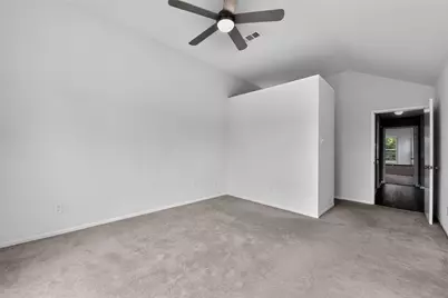 15920 Seahorse Drive, Houston, TX 77062 - Photo 27