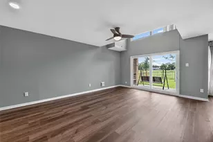 15920 Seahorse Dr, Houston, TX 77062 - Photo 15