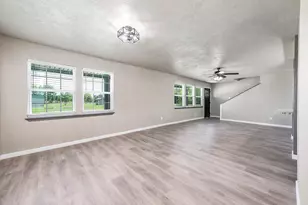 4340 County Rd 541, Alvin, TX 77511 - Photo 13