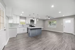 160 W Whitney St, Houston, TX 77018 - Photo 11