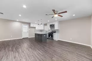 160 W Whitney St, Houston, TX 77018 - Photo 5