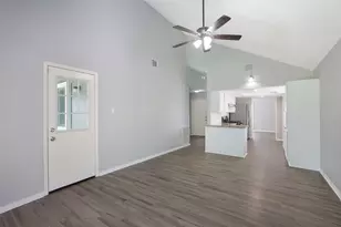 9114 Southbluff Blvd, Houston, TX 77089 - Photo 9