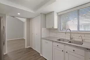 9114 Southbluff Blvd, Houston, TX 77089 - Photo 13