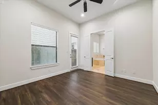 54 N Hutcheson St, Houston, TX 77003 - Photo 13