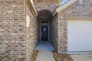 9814 Kingston Liberty Ln, Baytown, TX 77521 - Photo 5