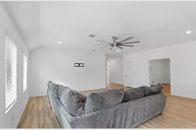 9814 Kingston Liberty Lane, Baytown, TX 77521 - Photo 9