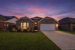 9814 Kingston Liberty Ln, Baytown, TX 77521 - Photo 1