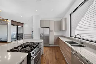 2322 Camden Dr, Houston, TX 77021 - Photo 17