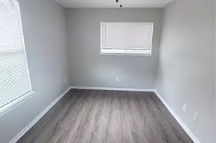 8202 Cannon St, Houston, TX 77051 - Photo 13