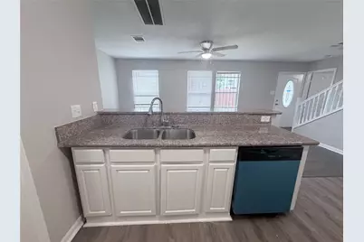 8202 Cannon Street #A, Houston, TX 77051 - Photo 7